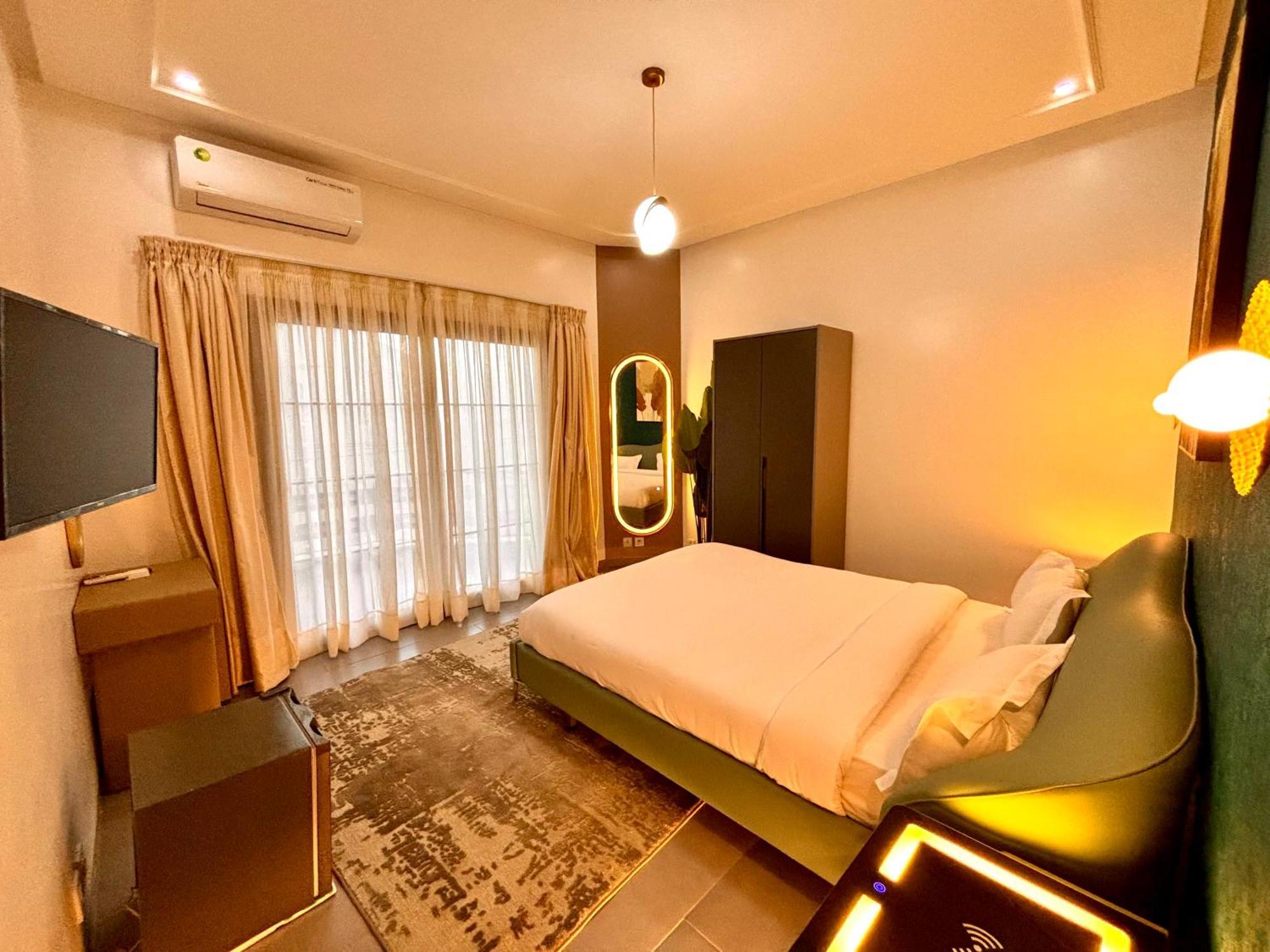 داكاغْ Lighthouse Signature Suites المظهر الخارجي الصورة